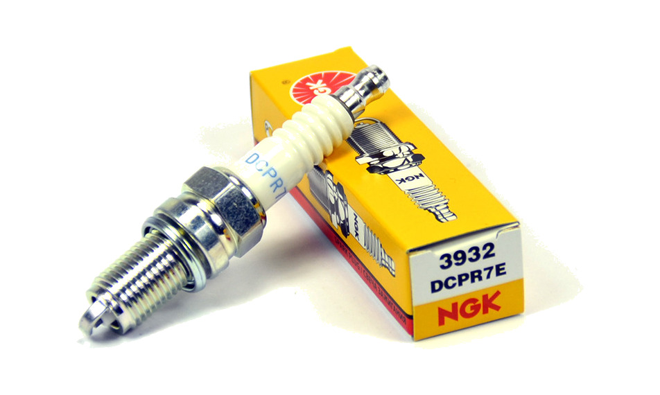 NGK SPARK PLUG, EXTRACTABLE TERMINAL DCPR7E - Picture 1 of 1